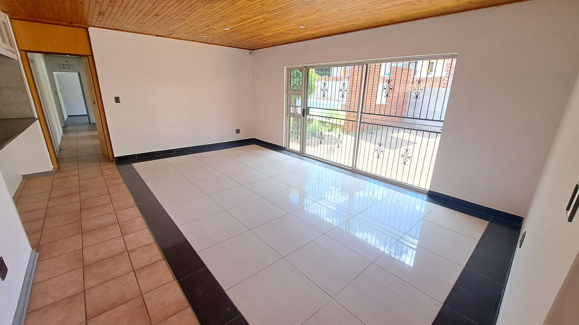 4 Bedroom Property for Sale in Heuwelsig Free State